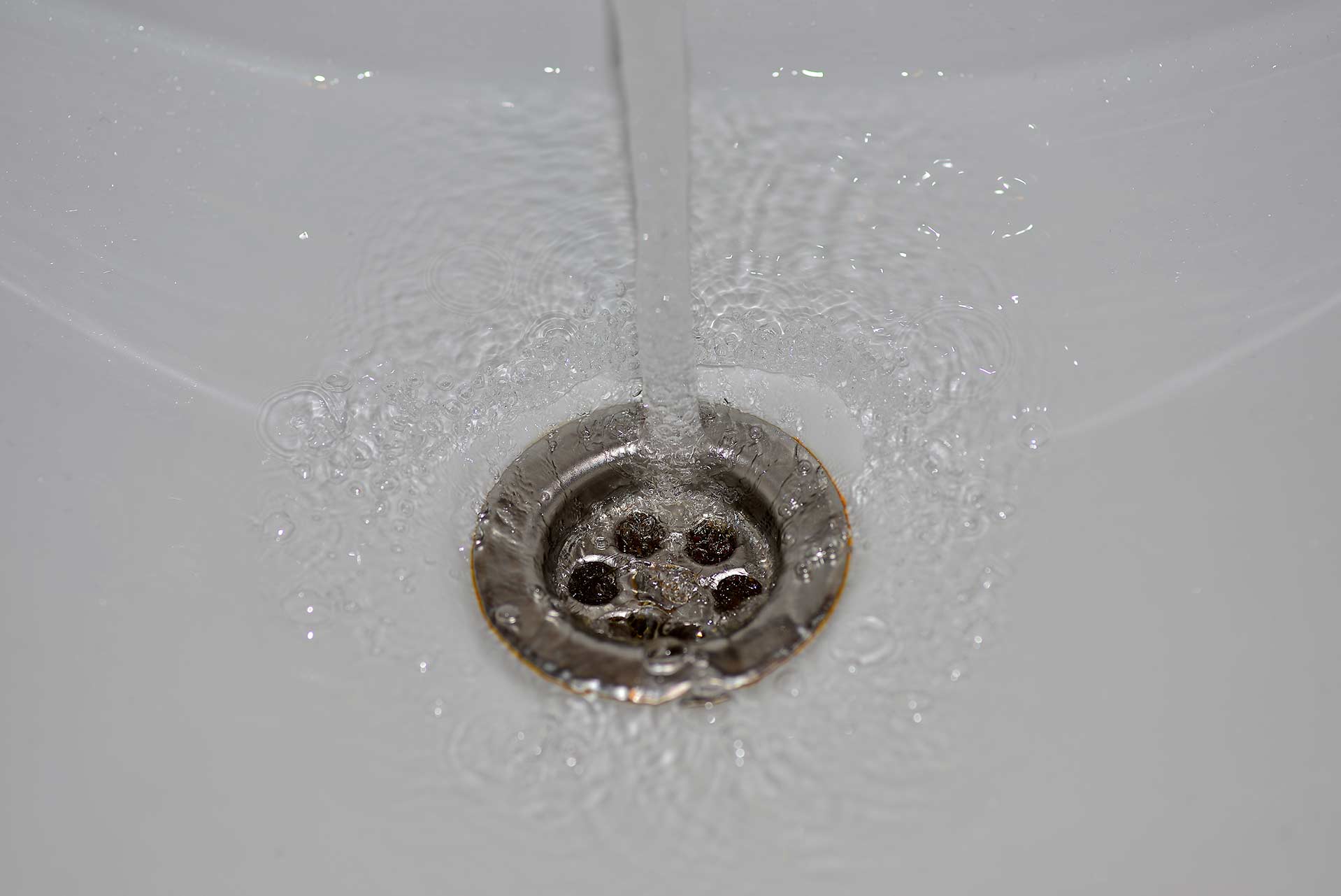 A2B Drains provides services to unblock blocked sinks and drains for properties in Hainault.